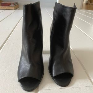 Kurt Geiger heeled boots